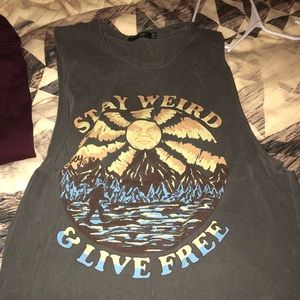 Obey tank